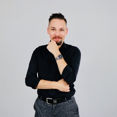 Personal bracelets, Songwriter, Owner of https://t.co/cuTG5OIKse