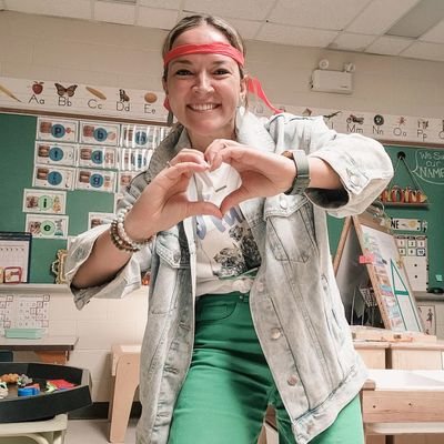 Mother to Jax & Zoe
TVDSB Educator, Kinderland Forever🫶🏽

IM BACK on X! follow @disneyteacher2112 on insta ✨️