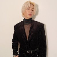 라이 (LA_E) (@h_j_h1005) 's Twitter Profile