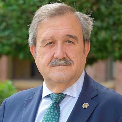 Presidente Iltre Colegio Oficial de Veterinarios de Córdoba. ExDirector General de Salud Publica y Ordenación Farmacéutica - Junta de Andalucía. Cuenta Personal