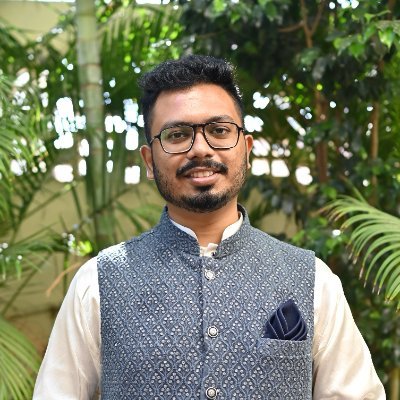 Engineering Team Lead with a background in software development, platform architecture, computer security and DevOps