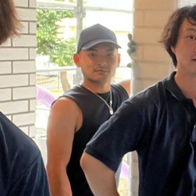 株式会社トーイツ/材木屋🌲/156㌢/ドライバー🚛26歳にして配送部1の古参🚍/3歳、1歳のパパ👶/海外サッカー観戦/シティズン10-11~/アグエロ/久保建英/宮市亮/superGT/怪談/無言フォロー失礼します。 フォロバ99%しますDM❌ほぼ見てないので。