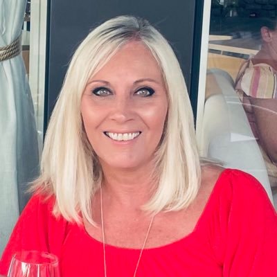 jennie_marris's profile picture. Proud mum of three. Business Development Manager at Data Image Group. Golf🏌️‍♀️LCFC 💙
