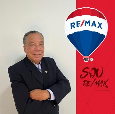 Corretor Imobiliário associado a RE/MAX Nascentes de Araxá - MG.