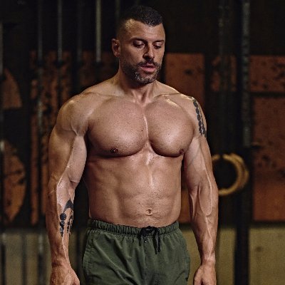 PascLap's profile picture. J'aide les gars à PERDRE 25lbs de gras en 90 jours sans passer leurs journées au gym et sans manger 6 repas par jour. #KillFatMethod