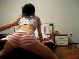 ShakeAssGirl's profile picture. Just like to watch sexy girls get there booty shaking on.