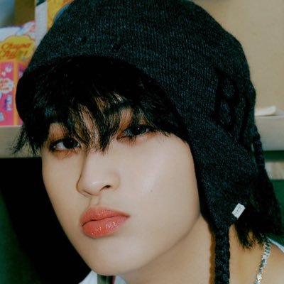 iJSqUwAheeKrvdx's profile picture. 