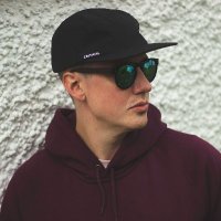 Mitch (@whitecatcopy) 's Twitter Profile