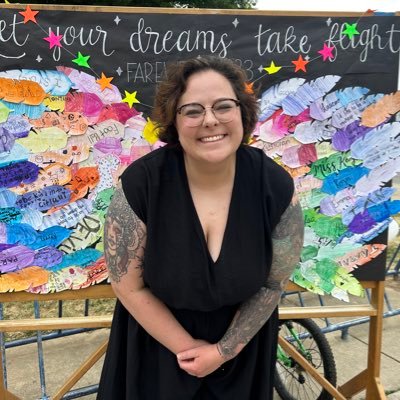 (She/Her) | Anti-Racist Educator | Feminist | Socialist | Human Rights Advocate | Black Lives Matter | 🏳️🌈🏳️⚧️#refugeeswelcome #marsstars