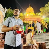 Lucknowala(@Lucknowalaa) 's Twitter Profile Photo