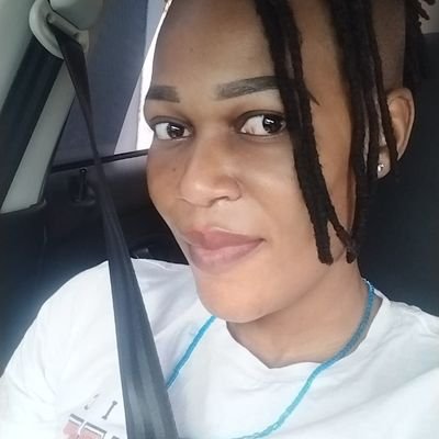 Ndi ṅwana wa Muvenḓa, Ndo gudela vhuongi📿Ndi ṱhonifha ndavhuko, vhubvo na mvelele yanga 📿🕯️ ndi🐍 ya vuluvulu ndo luga nga maanḓa, ndi tou hana u diniwa 🌝