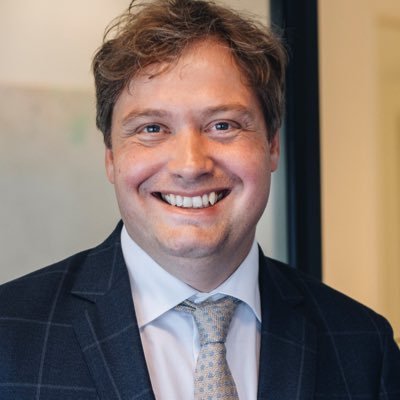 WeryJoost's profile picture. niederländischer Rechtsanwalt für Wirtschaftsrecht 🇳🇱🇨🇭🇩🇪 jw@kneppelhout.nl