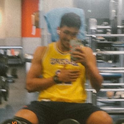 efa0907's profile picture. 