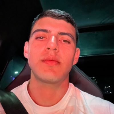 sologozaloo's profile picture. tenemos un futuro pendiente