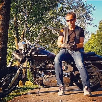 Peter09228157's profile picture. 