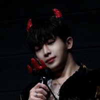 👑🔥UNDINE (@weneejoo) 's Twitter Profile