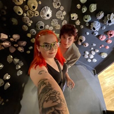 24 • artist • I like boys and girls • insta @g_is_artsy