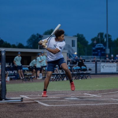Towson HS (MD) ‘24 || 6’1 || 200lbs || SS/MIF Email:bishopaziz24@gmail.com