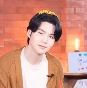 Koalarawr's profile picture. BTS, but mostly politics until our country is done being dumb🇻🇮