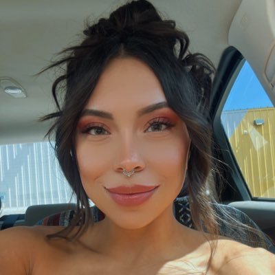 🌻26yr Exclusive Pro Cam Model🌻 ‼️NO MEET UPS‼️ personal: @therealrileyjay