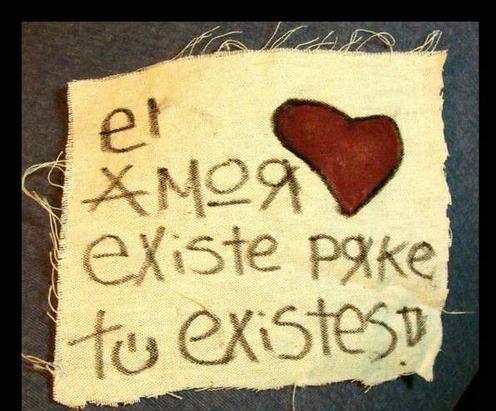 Registro lo que piensas, y plasmo lo que siento, sigueme y dale RT. Yo tambien te seguire.