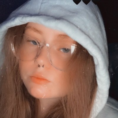 StarrsShannon's profile picture. Piss off politely 💕