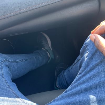 AvenelB61219's profile picture. 