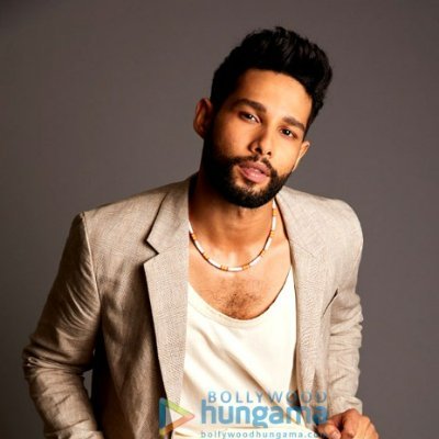 Luv Siddhant Chaturvedi and this account is for those who share the same feelings!