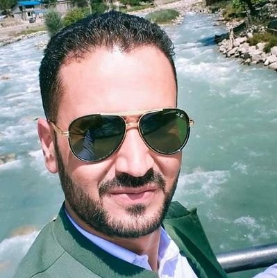 murad_upperdir's profile picture. Focused