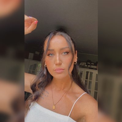 selinceengizz's profile picture. 