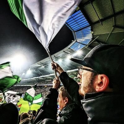 Gebürtiger Bremer//Antifaschist//SV WERDER BREMEN!//Bierliebhaber//
EISEN-FRAKTION!//1312//Steelers//
2. Vorsitzender des @WFCTWERDER