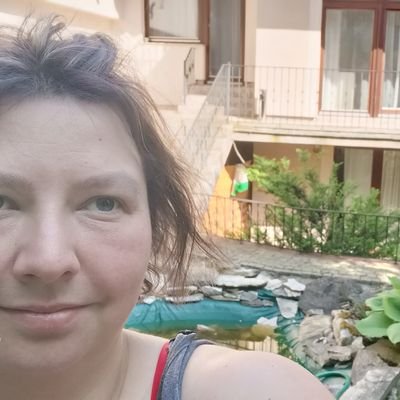 delfinekkk28's profile picture. 