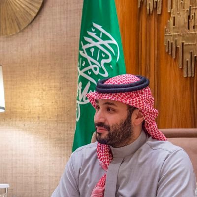 شخصٌ طموح ويعتمد على نفسه ، يسعى جاهداً بكل عزمٍ لخدمة دينه ووطنه ، إعادة التغريد تعني حقاً الموافقه.