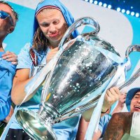 Sing about a treble, and a four peat. (@aloneatpr0m) 's Twitter Profile