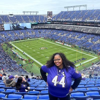 Phenomenal woman, daughter, sister, friend, lover of life, and everyone’s favorite Ravens diehard 💜🖤💜🖤 R.I.P Mommy 👼🏾 #blacklivesmatter