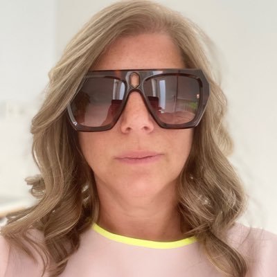 GenevieveRouss's profile picture. MTB dummy 🚴🏻‍♀️| Irish Terriër lover | BU Manager Sign and Display @ Koramic Visual Communication