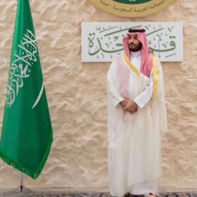 ابعد عن اللي لازعل ينكر الطيب اللي تقلب عشرته مع مزاجه