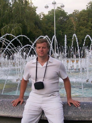Уважаю порядочность ,честность,благодарность!