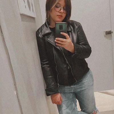 Camila17992677's profile picture. 