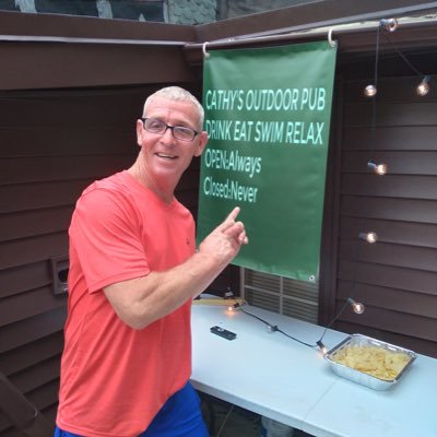 JohnLof93039329's profile picture. I am an old soul looking for some laughs no bots