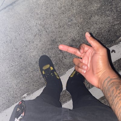 DMarioMalcolm1's profile picture. steez🇯🇲