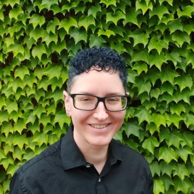 Historian, writer, and editor in Tkaronto (Toronto). Genderqueer. Trans. Likes bats, monsters, and alt text. https://t.co/qARPqO7FCy
