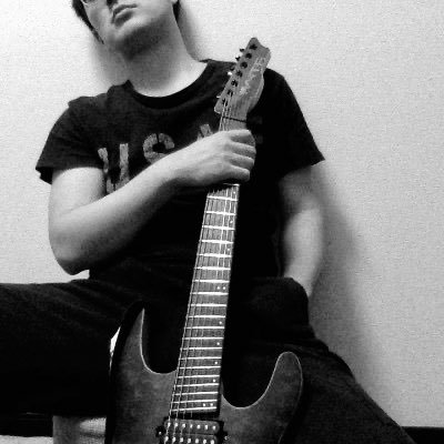 skmt75's profile picture. 7弦ギター愛用者。ヴァイオリン、ドラムも。最近はDTMメイン。