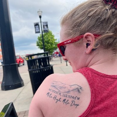 thatpalechick's profile picture. I’m not on here anymore. Follow me on threads @ kbethel4 #RIPThatPaleChick