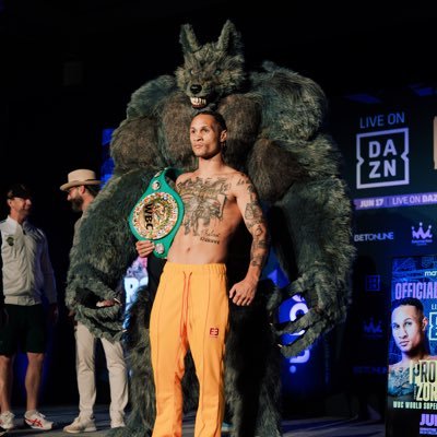 28-1(24KO’s) WBC Super lightweight champion #1 🌎https://t.co/vYeEEQerb2