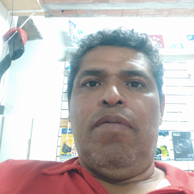 Roberto46487096's profile picture. 