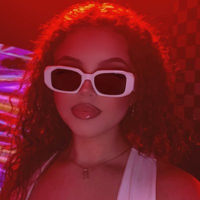 taydollaaa's profile picture. angel