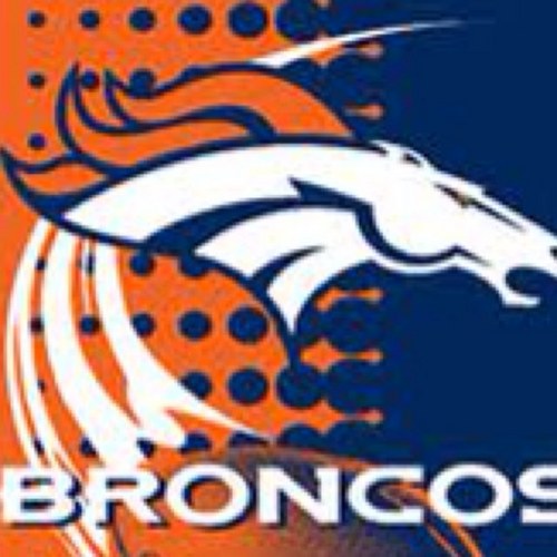 moshetussie's profile picture. 