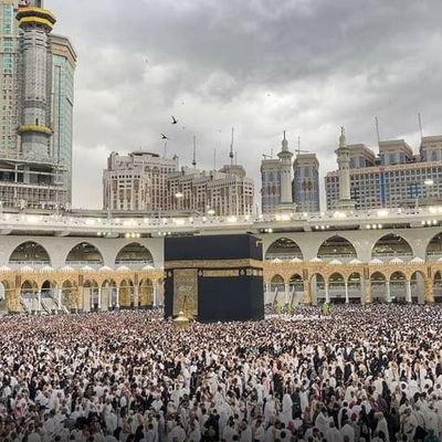 Philant34628203's profile picture. Proud Muslim & Pakistani | Pak Army Lover 💝 | Kashmir Cause Fighter | Writing | Discussion | Poetry | ⚽ | 🌹 | Philinthropist |