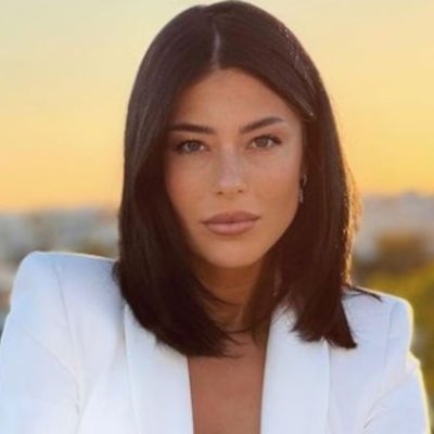 AfroditiApoliti's profile picture. Προσκυνάμε την απόλυτη Ελληνίδα Θεά.